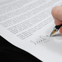 Hivatalos forditás Záradék